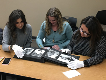 01-11 Reading Room.04