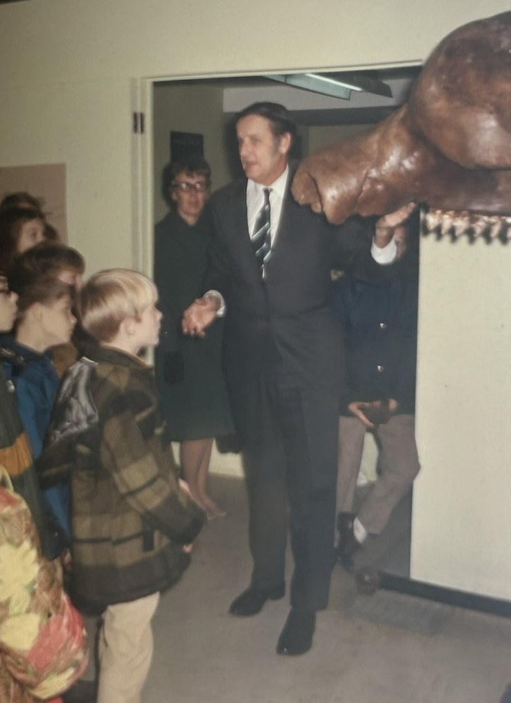 Dr. Boardman with Mastodon Skeleton and children's group